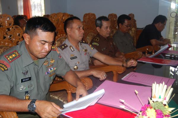 Pimpinan Daerah Kabupaten Jembrana Nop 2011