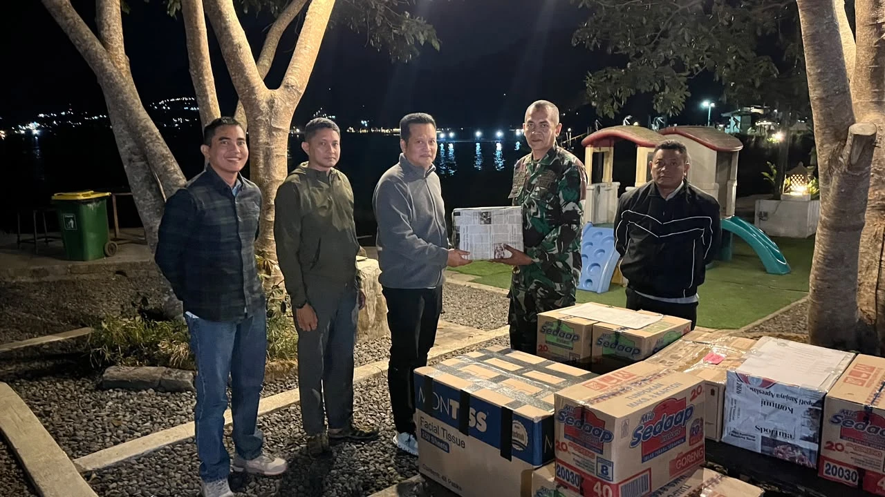 Perkuat Pengamanan Perbatasan, Bupati Kembang Serahkan Bantuan Logistik Satgas Pamtas RI-PNG 2027
