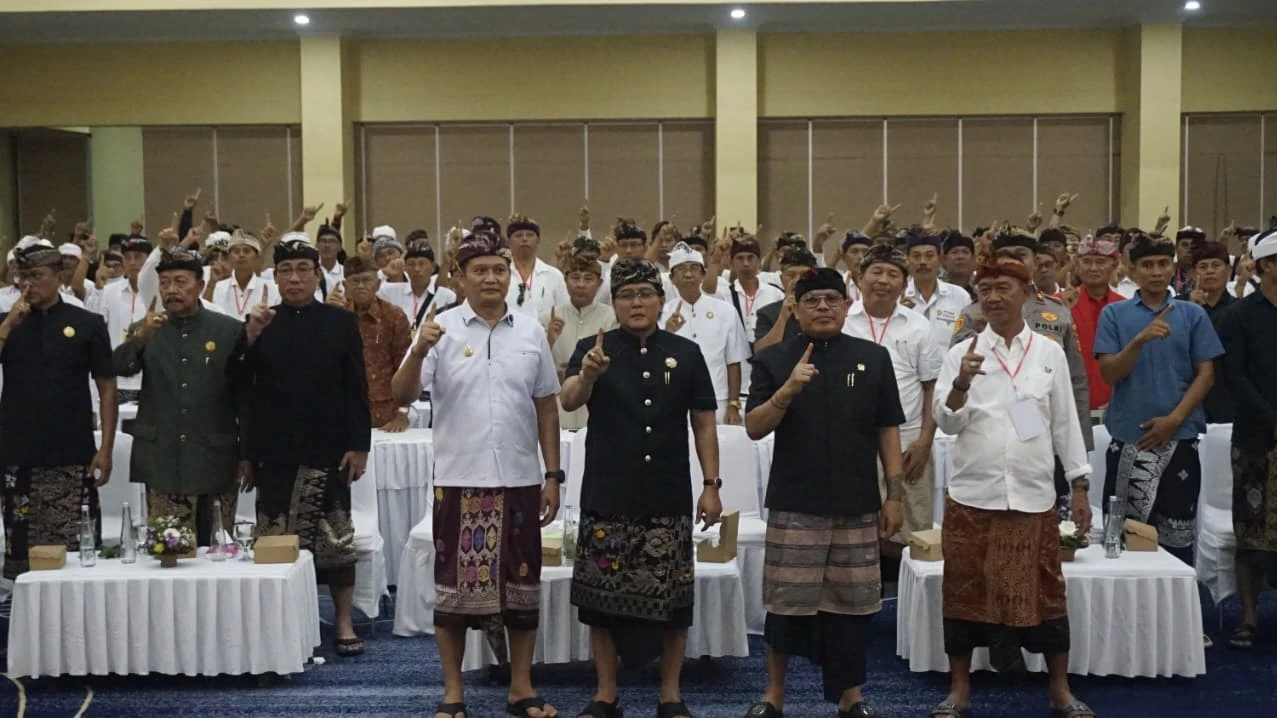 Loka Sabha Madya VIII MGPSSR Kabupaten Jembrana : Bupati Kembang Tekankan Kekompakan dan Jaga Akar Budaya