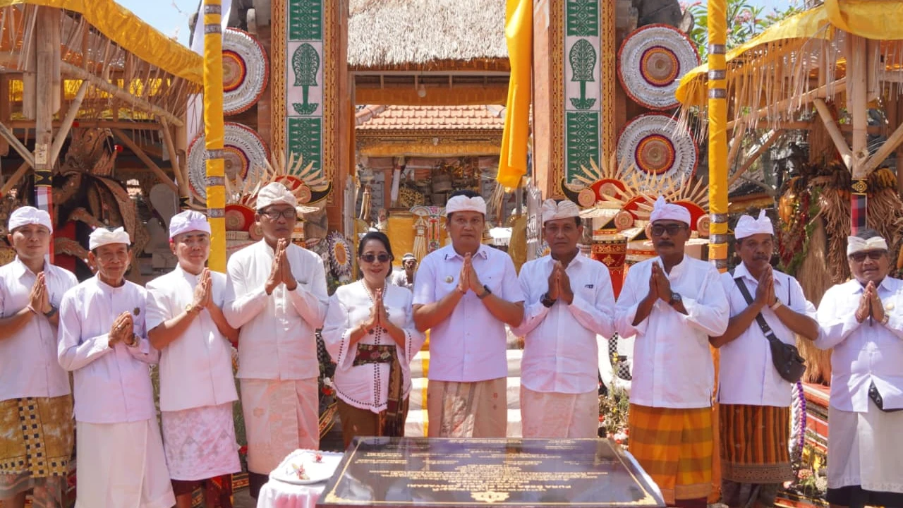 Karya Agung Ngenteg Linggih Desa Adat Ekasari Labdakarya, Bupati Kembang Puji Semangat Gotong Royong Krama.